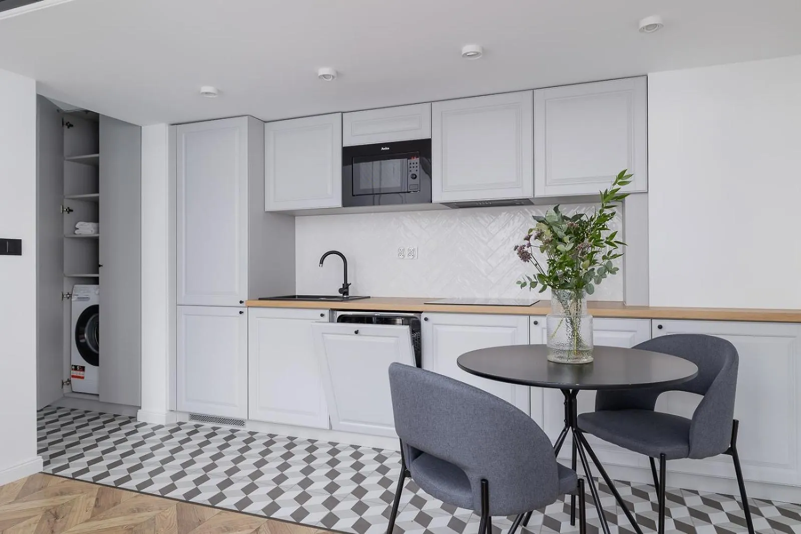Apartment With Balcony - Starowislna 41 Krakow